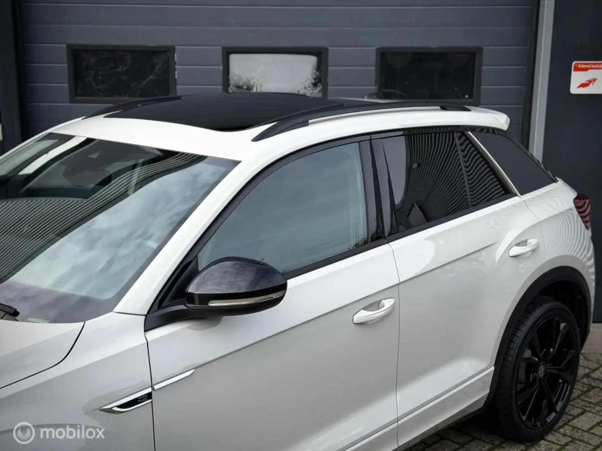 1.5 TSI R-Line|Pano|Beats|Black-Style|IQ Lights|Trekhaak|Camera|Stoelvwr|