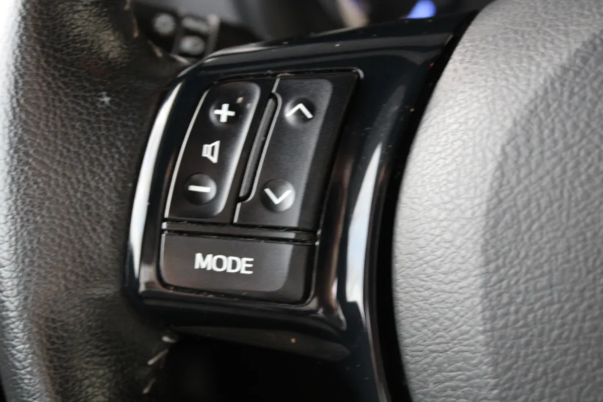 1.5 Hybrid Executive | Achteruitrijcamera | Climate control | Cruise control | Navigatie |