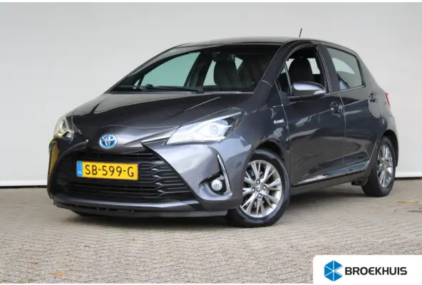 1.5 Hybrid Executive | Achteruitrijcamera | Climate control | Cruise control | Navigatie |