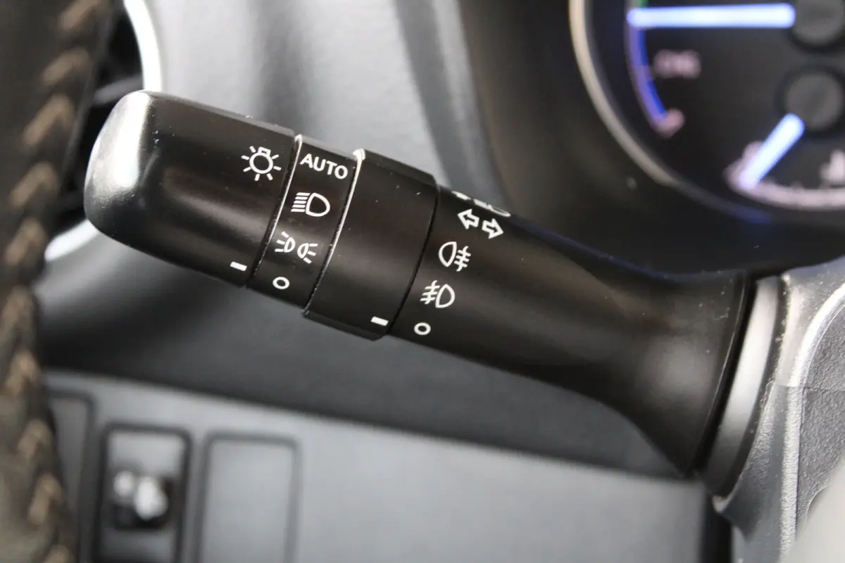 1.5 Hybrid Executive | Achteruitrijcamera | Climate control | Cruise control | Navigatie |