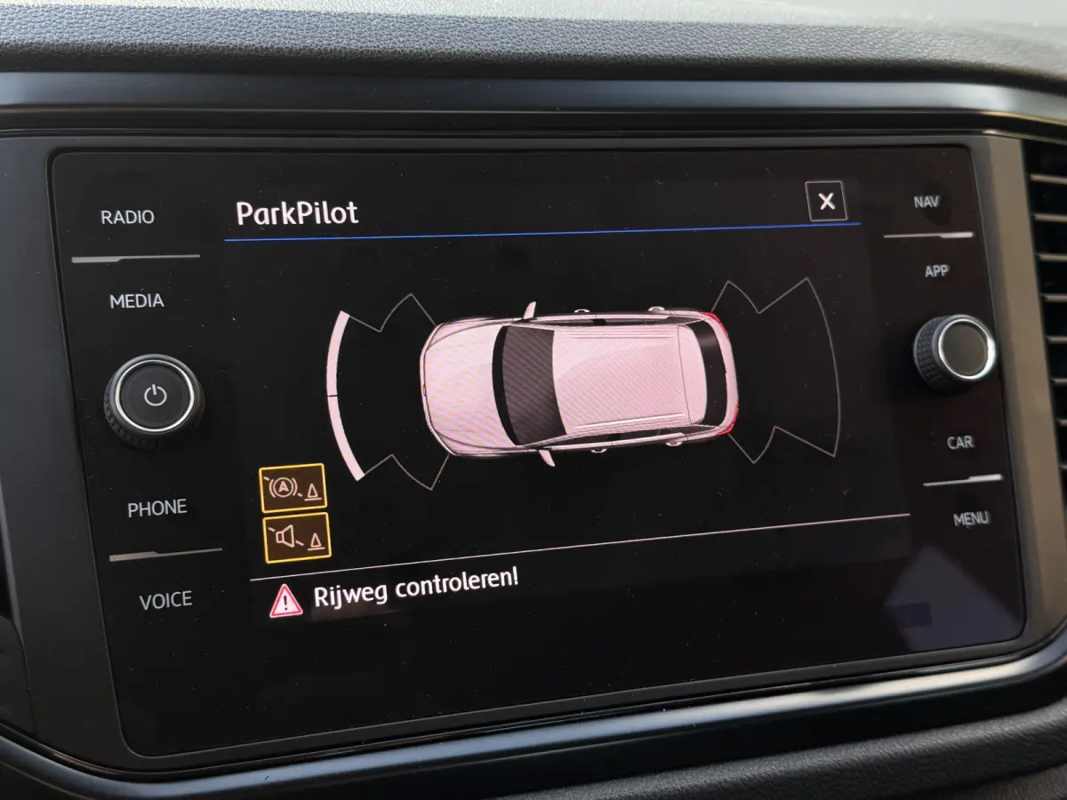 1.5 TSI 150PK DSG BUSINESS CARPLAY/NAVI/PDC