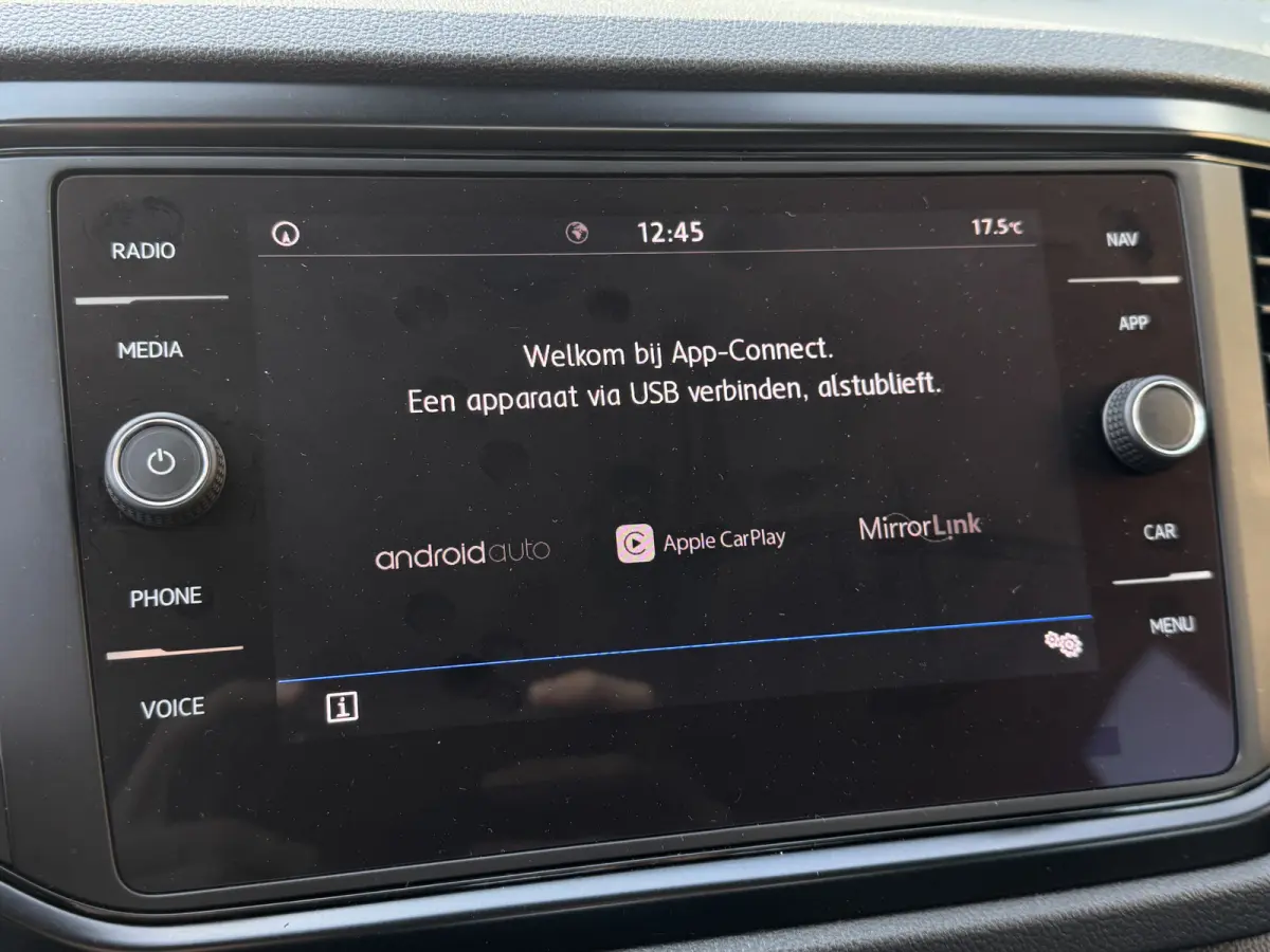 1.5 TSI 150PK DSG BUSINESS CARPLAY/NAVI/PDC