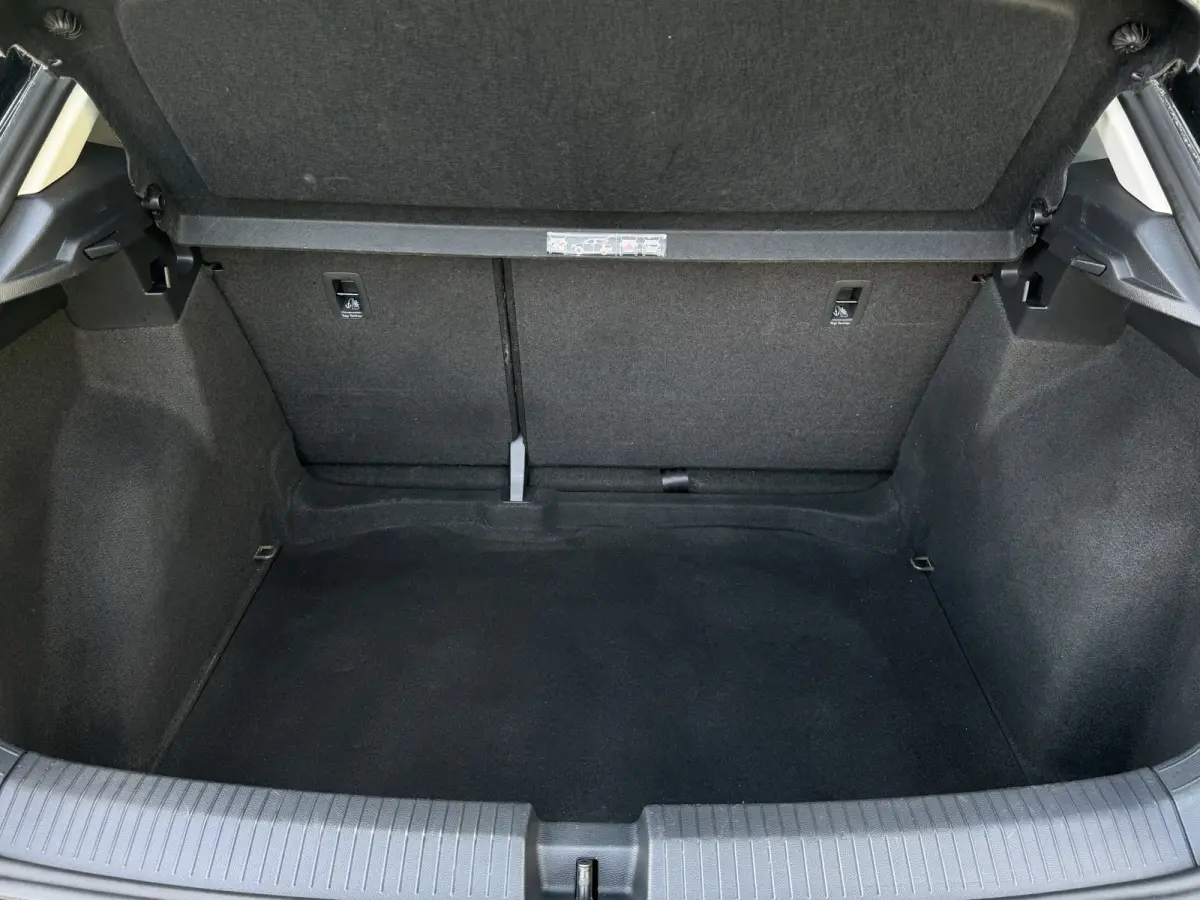 1.5 TSI 150PK DSG BUSINESS CARPLAY/NAVI/PDC
