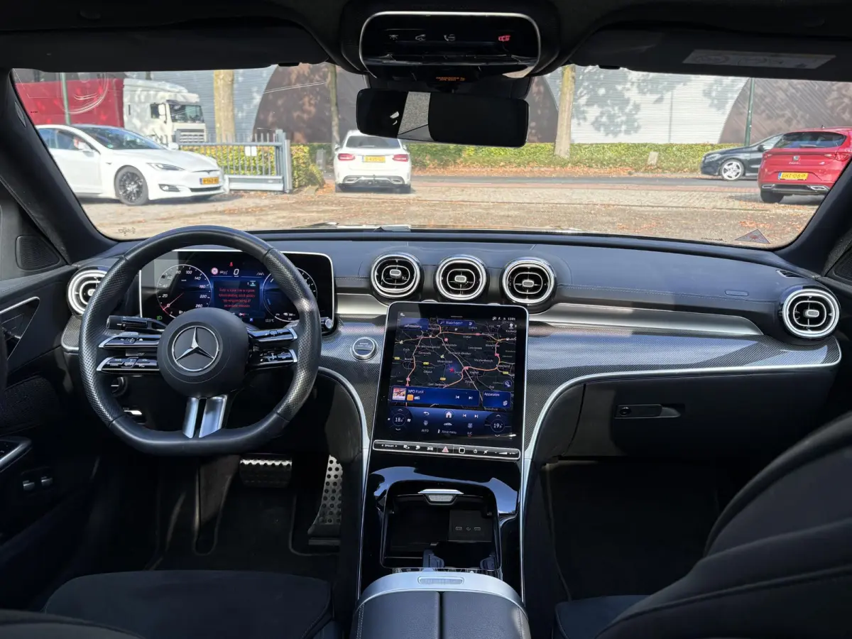 300 e Business Solution AMG ORIG. NL NAP| EERSTE EIGENAAR| PANO| MEMORY STOELEN| 360 CAMERA| STOELVERWARMING| NIGHT PAKKET|