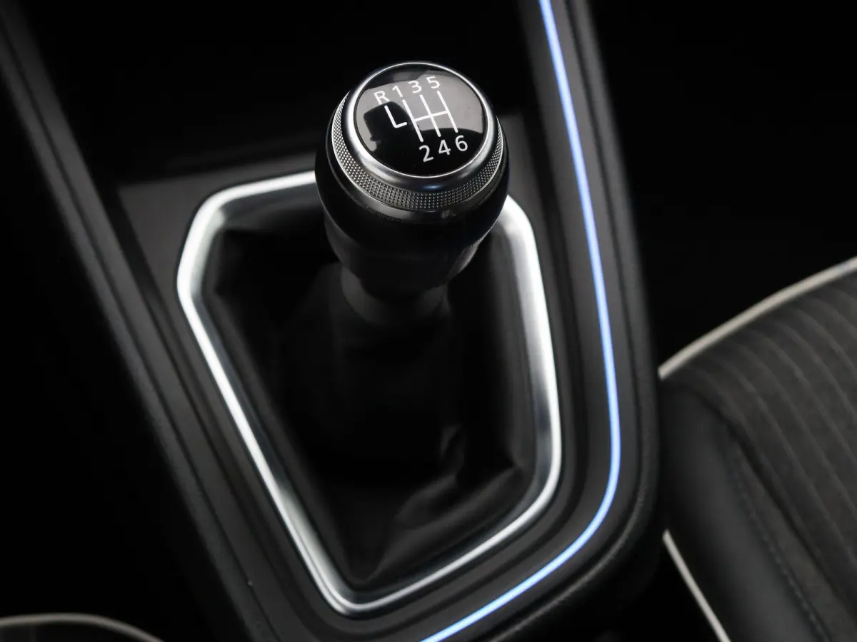 TCe 90pk Intens | Climate control | Apple Carplay | Android Auto | Parkeersensoren achter |