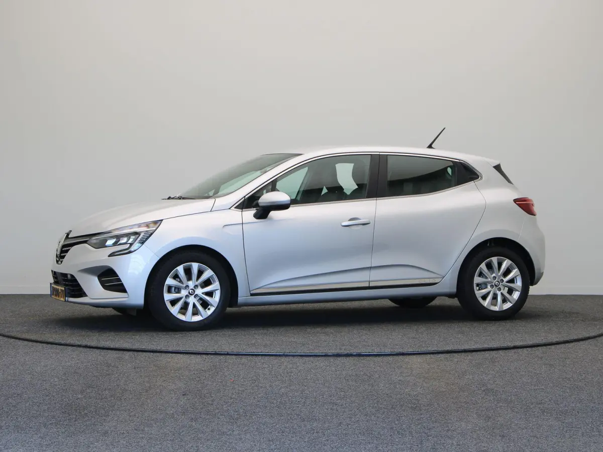 TCe 90pk Intens | Climate control | Apple Carplay | Android Auto | Parkeersensoren achter |