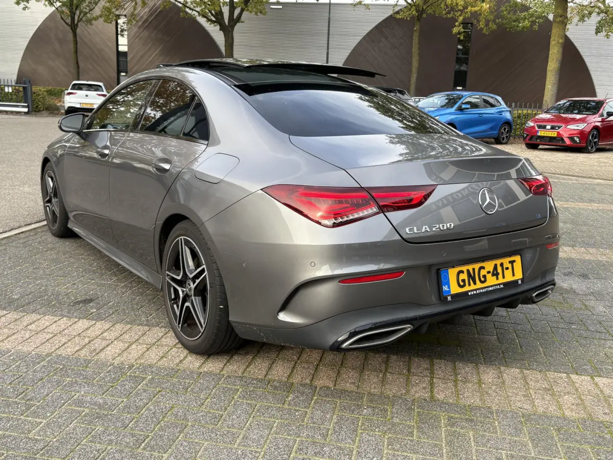 200 Luxury Line STOELVERWARMING | PANORAMADAK | APPLE CARPLAY / ANDROID AUTO | CRUISE CONTROL | ACHTERUITRIJ CAMERA |