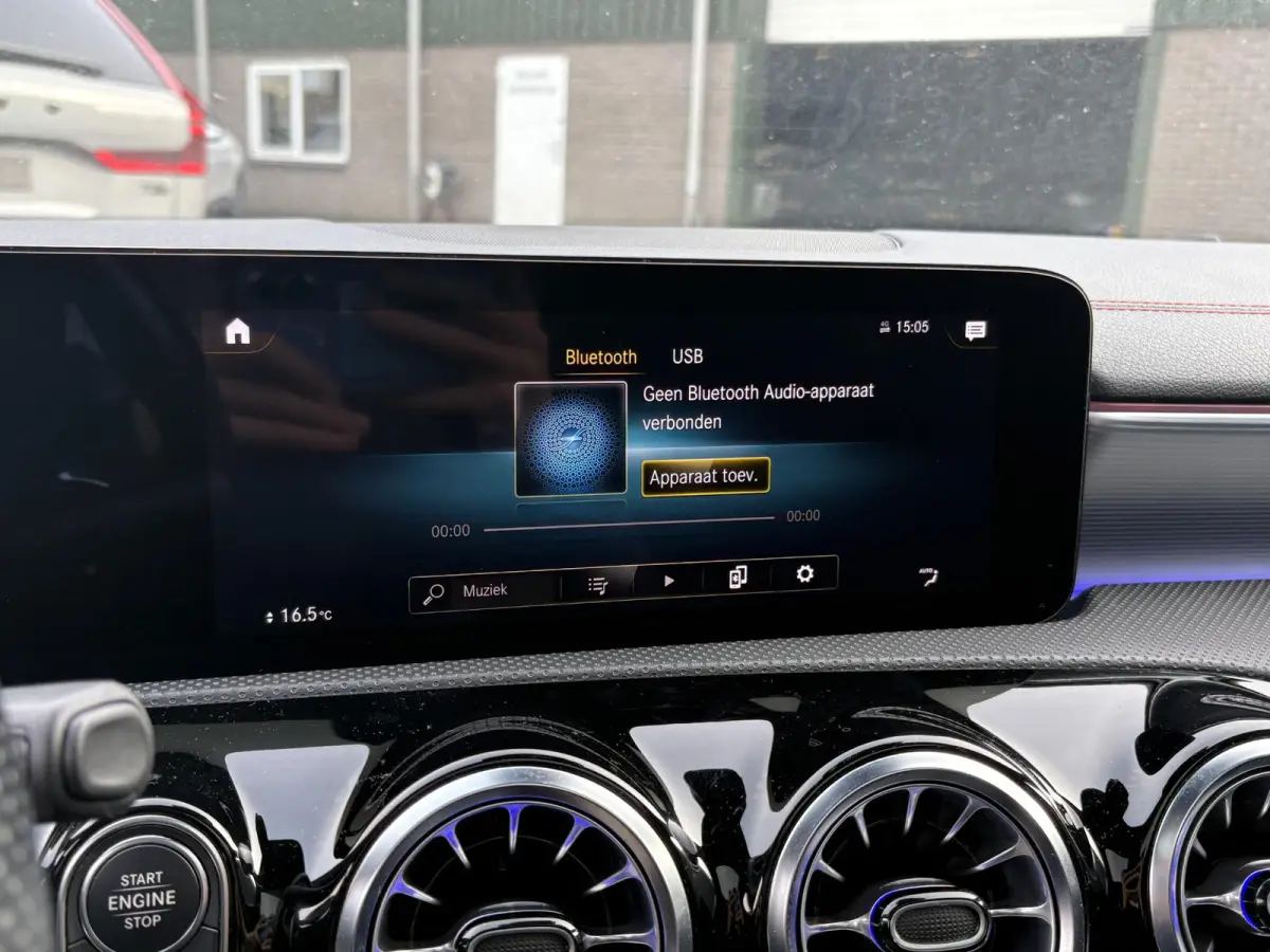 200 Luxury Line STOELVERWARMING | PANORAMADAK | APPLE CARPLAY / ANDROID AUTO | CRUISE CONTROL | ACHTERUITRIJ CAMERA |