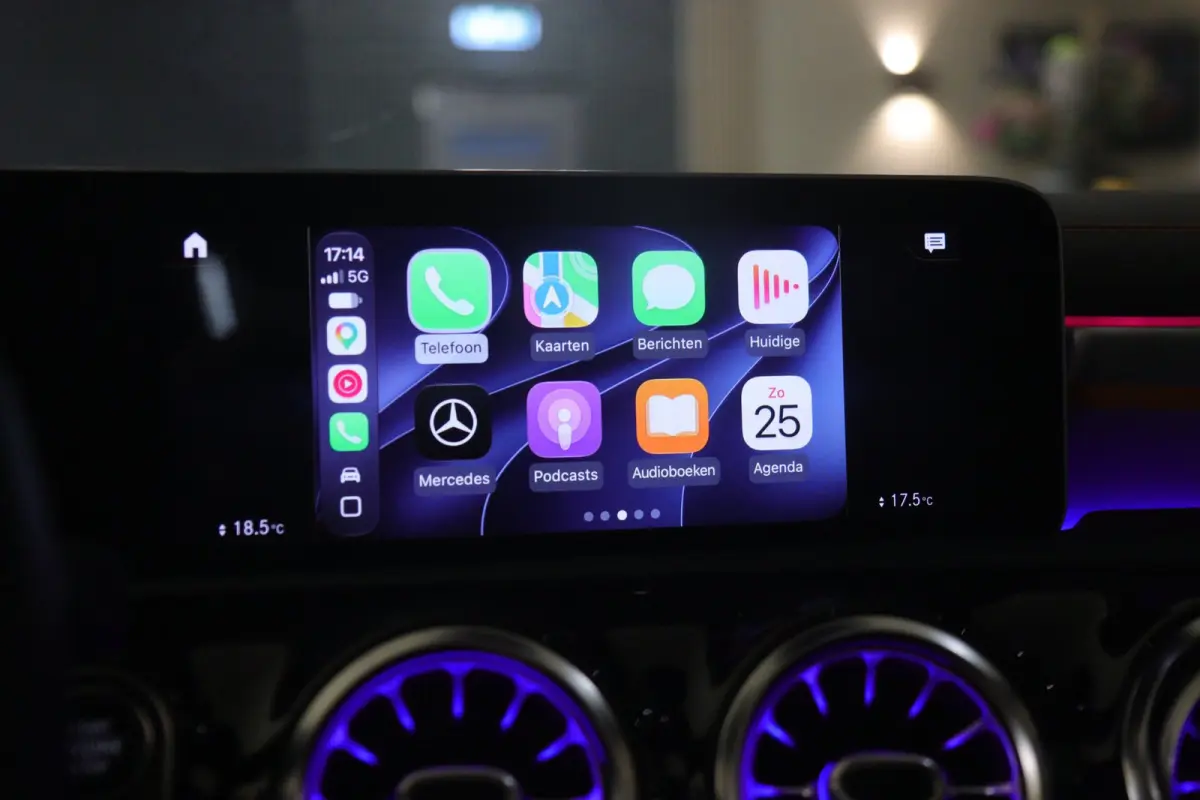200 ORANGE EDITION/PANO/CARPLAY/MEM/ACC/VOL