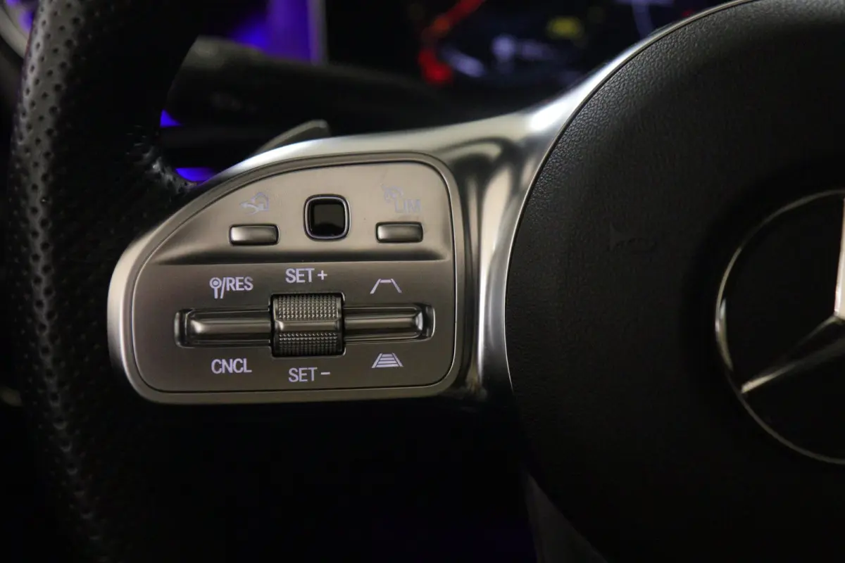 200 ORANGE EDITION/PANO/CARPLAY/MEM/ACC/VOL