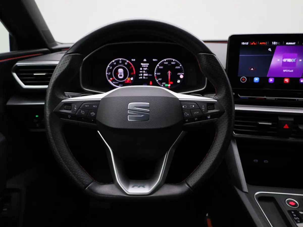 1.0 eTSI FR Business Intense | APPLE/ANDROID CARPLAY | NAVIGATIE | STOELVERWARMING| LICHTMETALEN VELGEN 17" | 12 MAANDEN BOVAG GARANTIE |