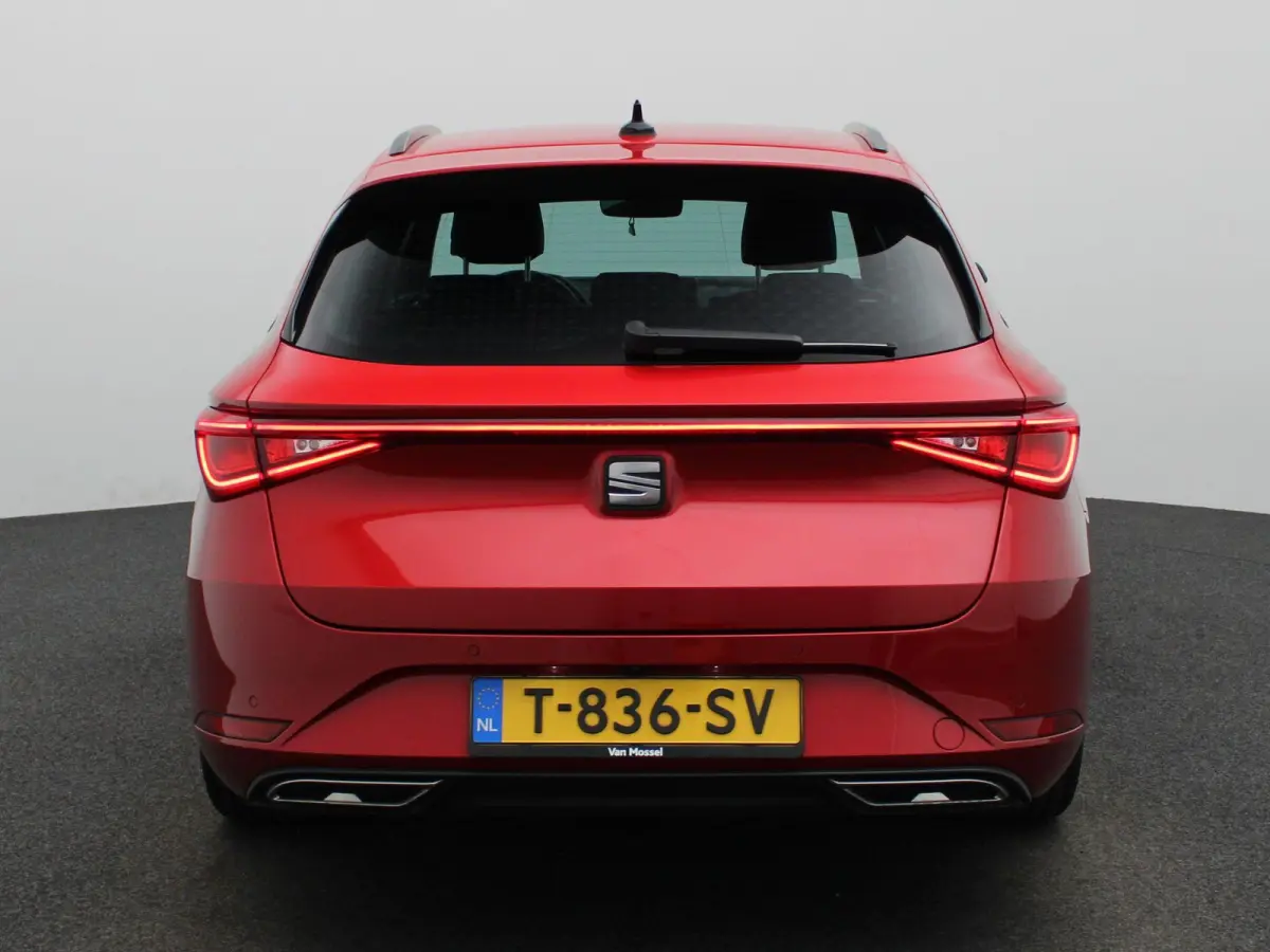 1.0 eTSI FR Business Intense | APPLE/ANDROID CARPLAY | NAVIGATIE | STOELVERWARMING| LICHTMETALEN VELGEN 17" | 12 MAANDEN BOVAG GARANTIE |