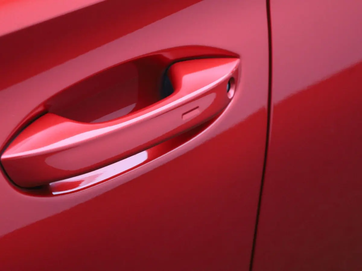 1.0 eTSI FR Business Intense | APPLE/ANDROID CARPLAY | NAVIGATIE | STOELVERWARMING| LICHTMETALEN VELGEN 17" | 12 MAANDEN BOVAG GARANTIE |