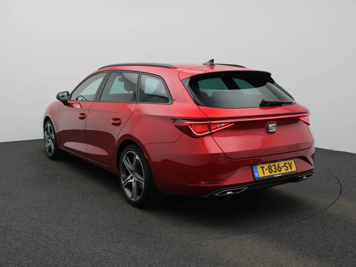 1.0 eTSI FR Business Intense | APPLE/ANDROID CARPLAY | NAVIGATIE | STOELVERWARMING| LICHTMETALEN VELGEN 17" | 12 MAANDEN BOVAG GARANTIE |