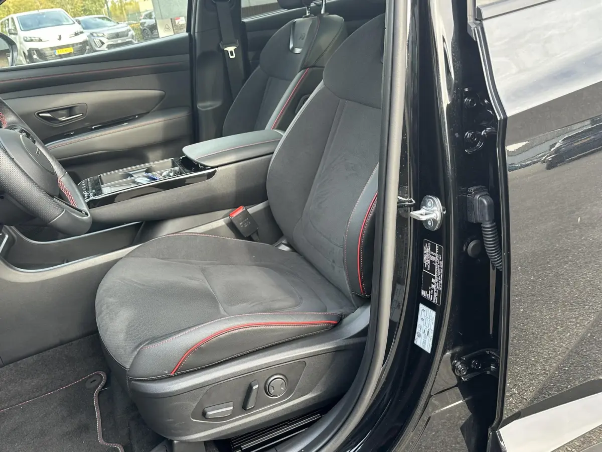 1.6 T-GDI PHEV N Line 4WD SOH 100% | FABRIEKS GARANTIE TM 07-2030 | 360 CAMERA | PANO | STOEL + STUURVERWARMING | STOEL VENTILATIE | DODE HOEK | KEYLESS | ACHTERBANK VERWARMD | KRELL AUDIO |