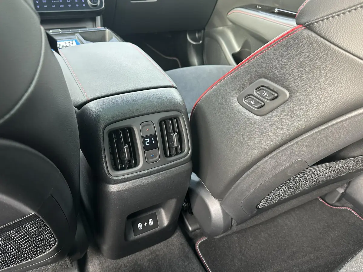 1.6 T-GDI PHEV N Line 4WD SOH 100% | FABRIEKS GARANTIE TM 07-2030 | 360 CAMERA | PANO | STOEL + STUURVERWARMING | STOEL VENTILATIE | DODE HOEK | KEYLESS | ACHTERBANK VERWARMD | KRELL AUDIO |