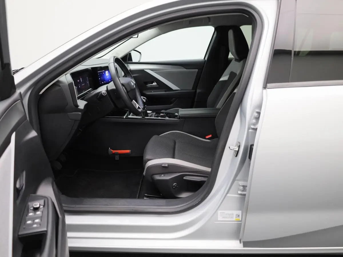 1.2 Business Edition | APPLE/ANDROID CARPLAY | NAVIGATIESYSTEEM | STOELVERWARMING | LICHTMETALEN VELGEN | 12 MAANDEN BOVAG GARANTIE |