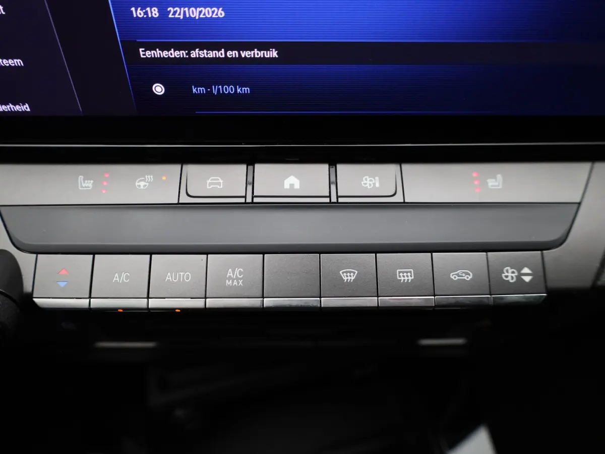 1.2 Business Edition | APPLE/ANDROID CARPLAY | NAVIGATIESYSTEEM | STOELVERWARMING | LICHTMETALEN VELGEN | 12 MAANDEN BOVAG GARANTIE |
