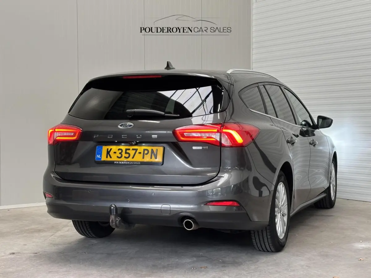 1.0 EcoBoost Hybrid Titanium X / NL Auto / 1e Eigenaar / Lage KM stand / Trekhaak!