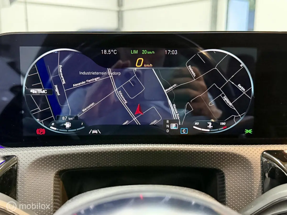 200 AMG | Pano | Dodehoek | Beam | Stoelverwarming | Sfeer | Night | 18" | NAP | Camera | Leer/Alcantara | Verkeerslichtweergave+ | Widescreen | DYNAMIC