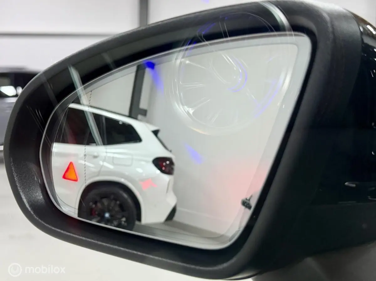 200 AMG | Pano | Dodehoek | Beam | Stoelverwarming | Sfeer | Night | 18" | NAP | Camera | Leer/Alcantara | Verkeerslichtweergave+ | Widescreen | DYNAMIC