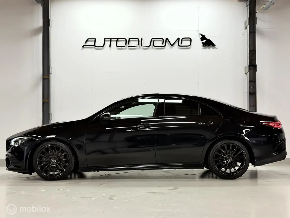 200 AMG | Pano | Dodehoek | Beam | Stoelverwarming | Sfeer | Night | 18" | NAP | Camera | Leer/Alcantara | Verkeerslichtweergave+ | Widescreen | DYNAMIC