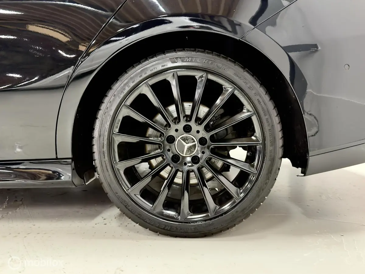 200 AMG | Pano | Dodehoek | Beam | Stoelverwarming | Sfeer | Night | 18" | NAP | Camera | Leer/Alcantara | Verkeerslichtweergave+ | Widescreen | DYNAMIC