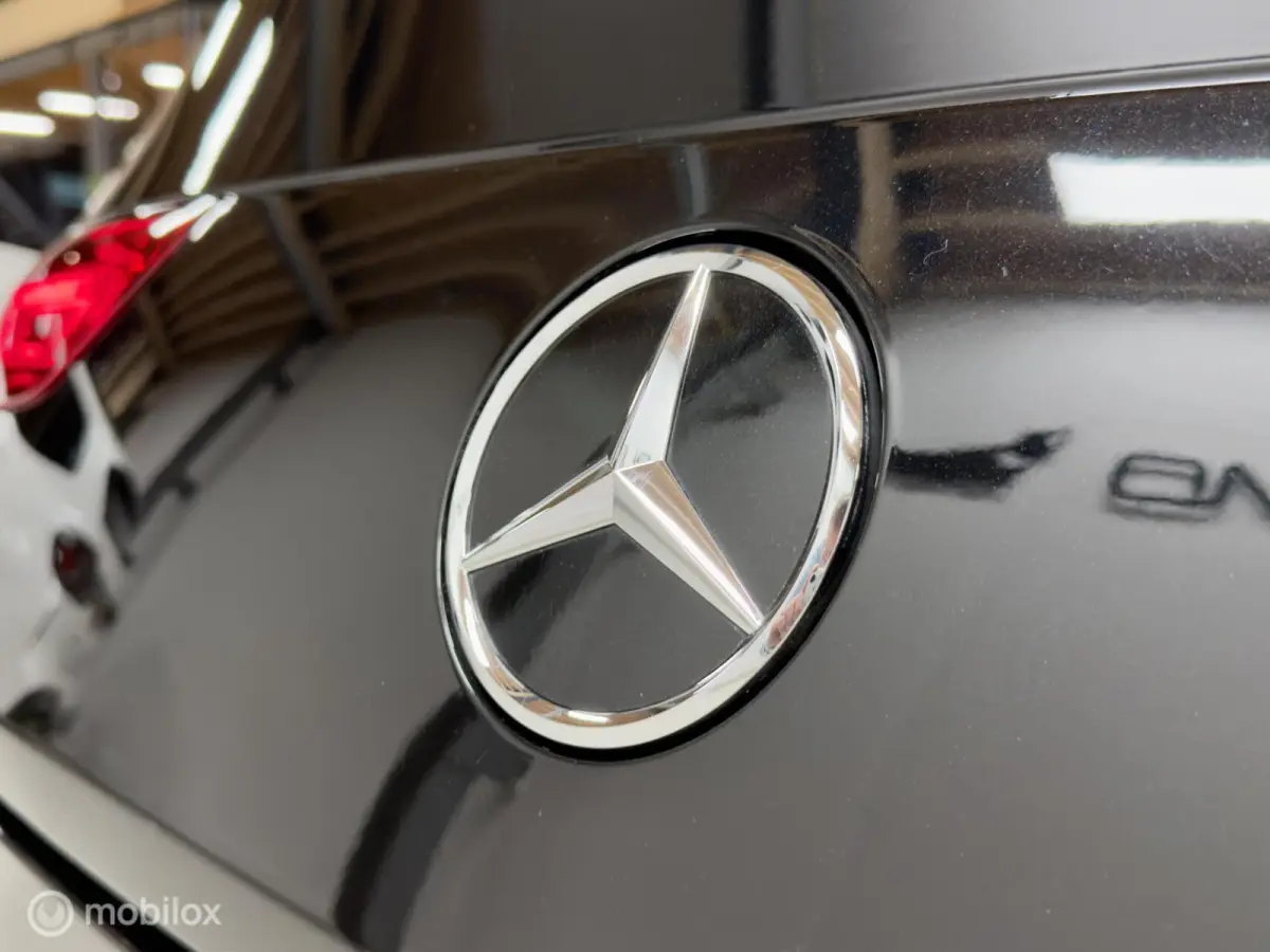 200 AMG | Pano | Dodehoek | Beam | Stoelverwarming | Sfeer | Night | 18" | NAP | Camera | Leer/Alcantara | Verkeerslichtweergave+ | Widescreen | DYNAMIC