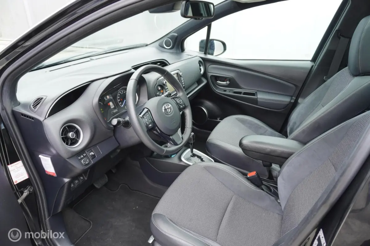 1.5 Hybrid Premium