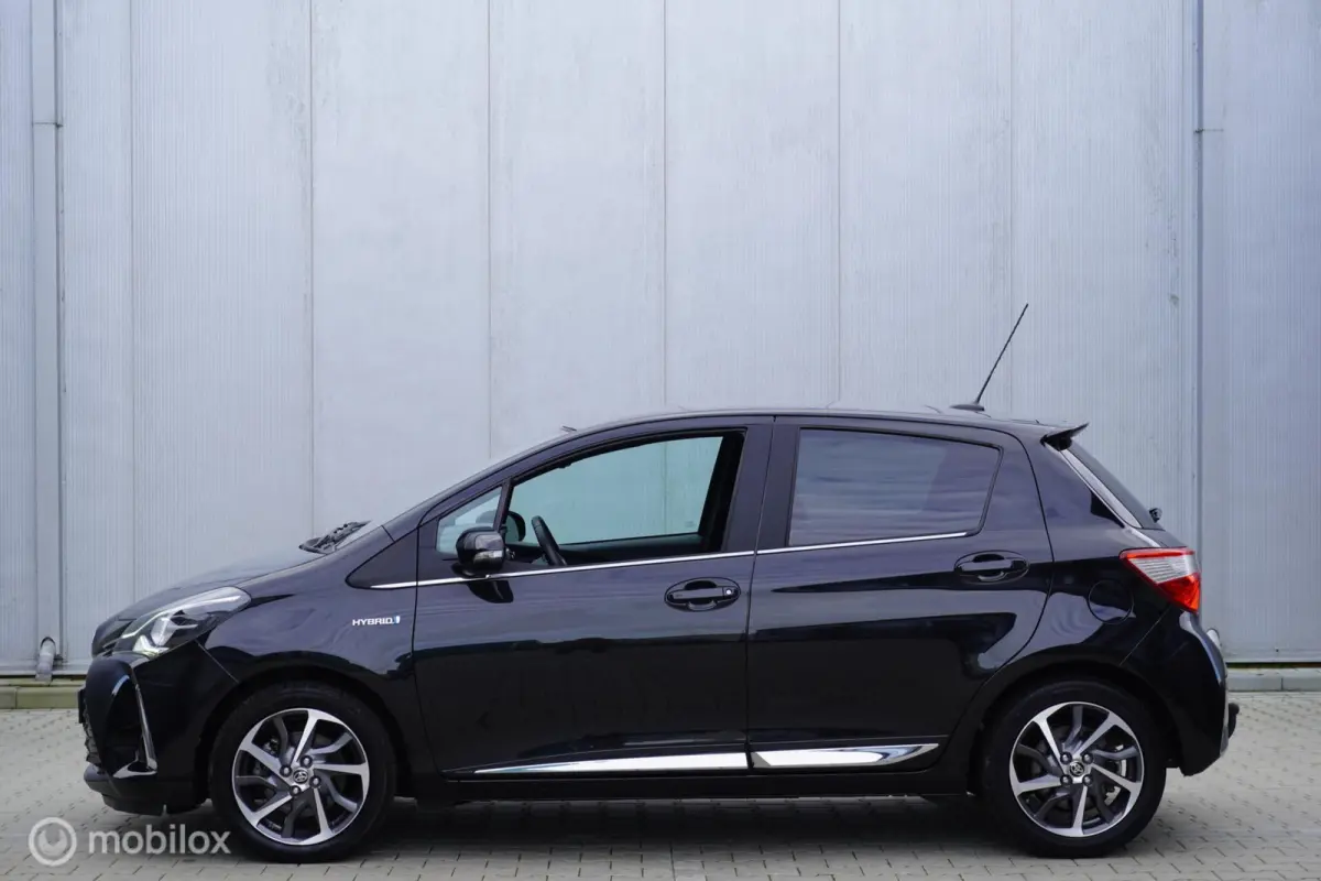 1.5 Hybrid Premium
