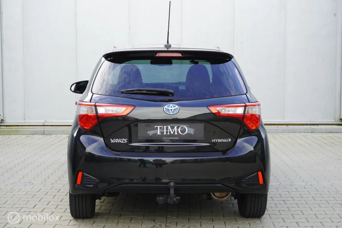 1.5 Hybrid Premium