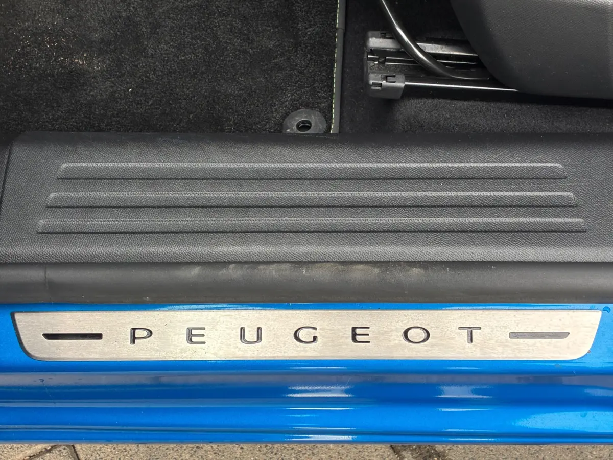 1.2 PureTech GT-Line|1e Eigenaar|Automaat|Navigatie|Camera|CruiseControl|PDC|Climatronic|APK tot 2028||