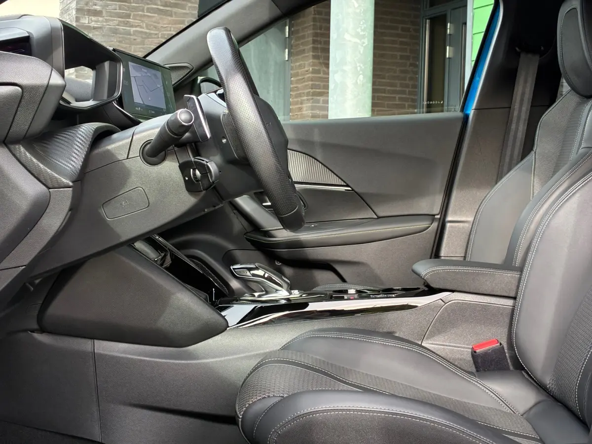 1.2 PureTech GT-Line|1e Eigenaar|Automaat|Navigatie|Camera|CruiseControl|PDC|Climatronic|APK tot 2028||