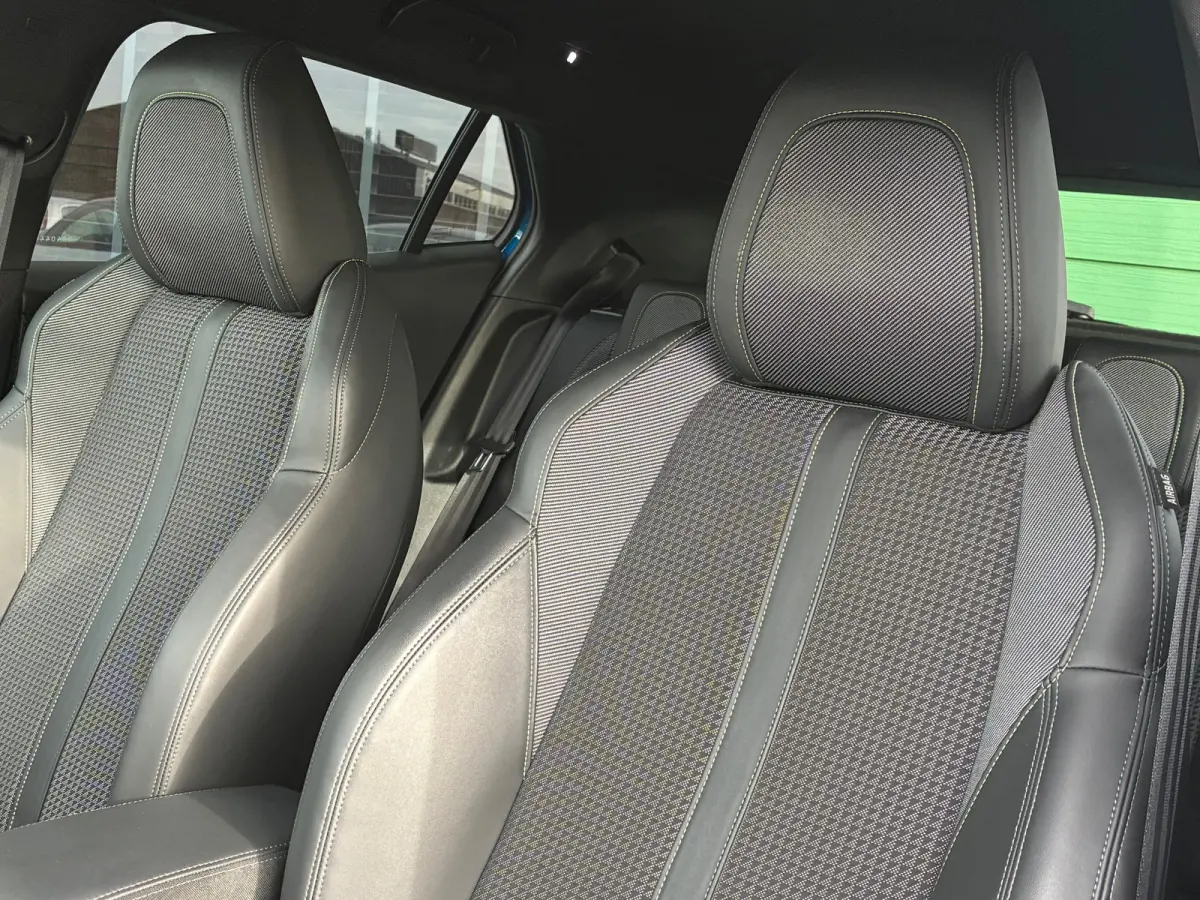 1.2 PureTech GT-Line|1e Eigenaar|Automaat|Navigatie|Camera|CruiseControl|PDC|Climatronic|APK tot 2028||
