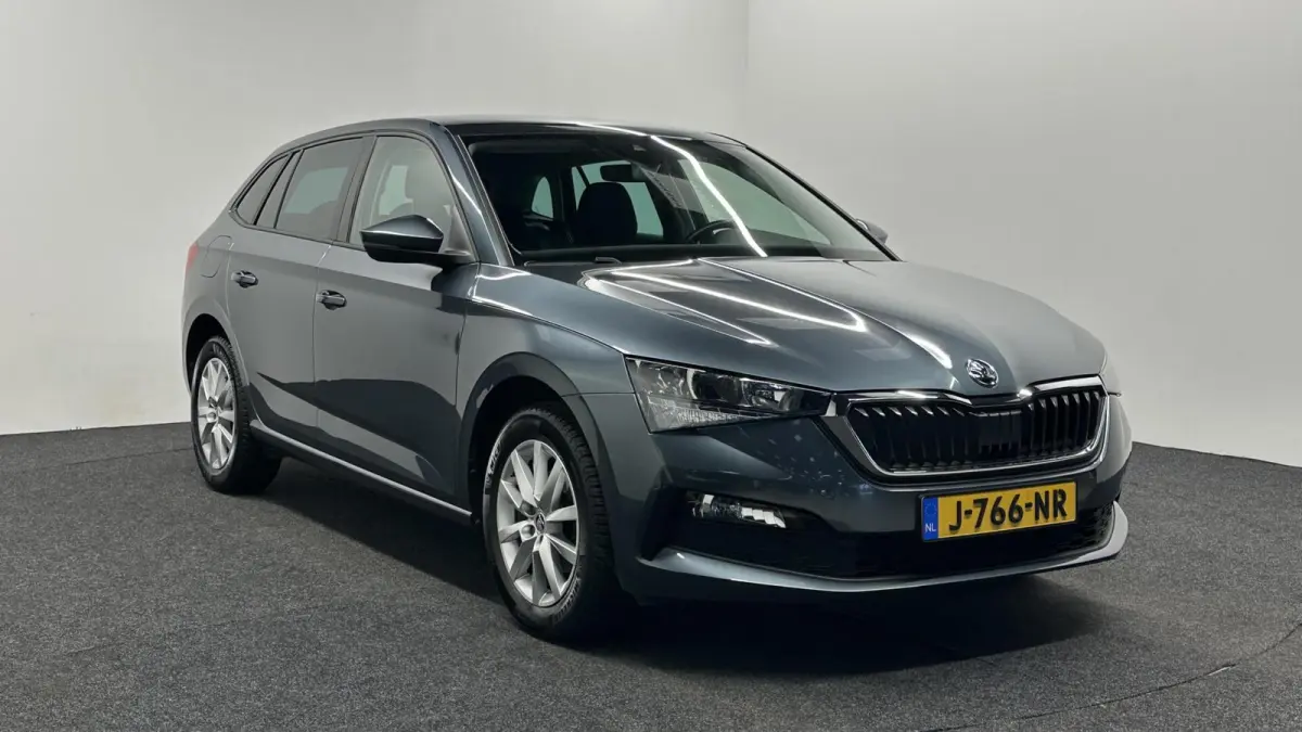 1.0 TSI Style CARPLAY NAVI CRUISE LM ECC STOELVERWARMING.