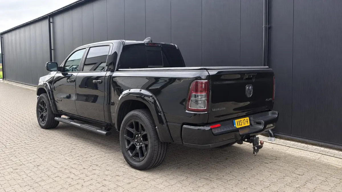 1500 4x4 Crew Cab LPG Marge (btw vrij) Blackout