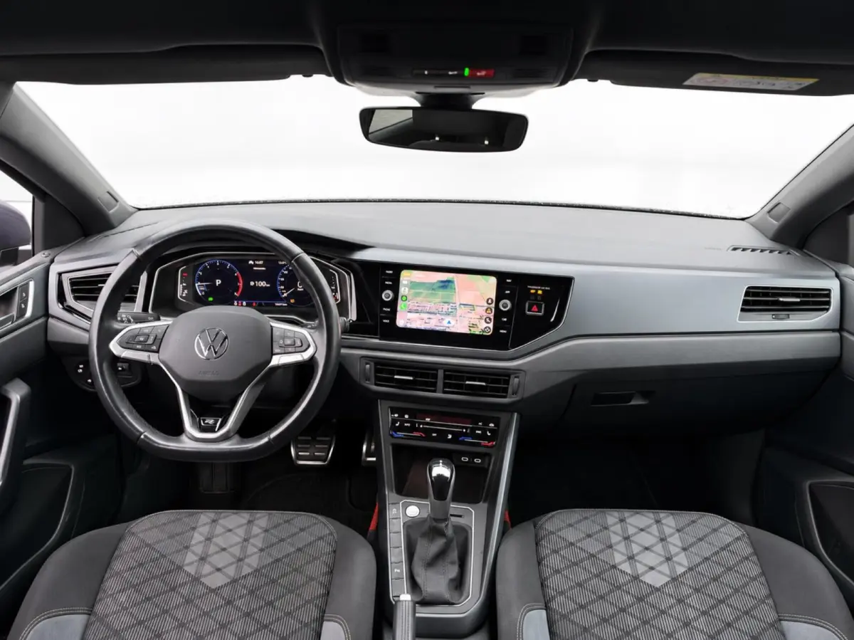 1.0 TSI 95pk DSG R-Line | Carplay | Virtual cockpit | Camera | Stoelverwarming