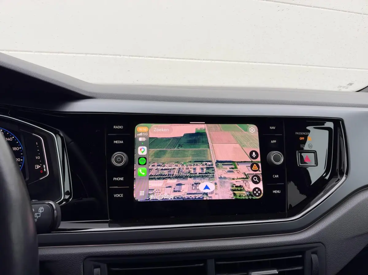 1.0 TSI 95pk DSG R-Line | Carplay | Virtual cockpit | Camera | Stoelverwarming