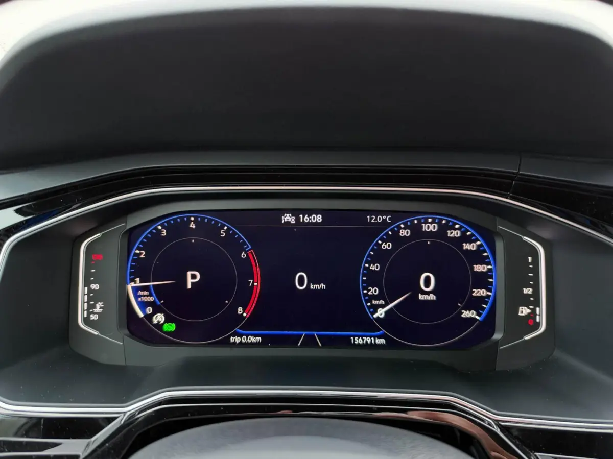 1.0 TSI 95pk DSG R-Line | Carplay | Virtual cockpit | Camera | Stoelverwarming