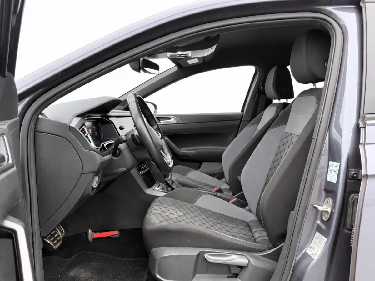 1.0 TSI 95pk DSG R-Line | Carplay | Virtual cockpit | Camera | Stoelverwarming