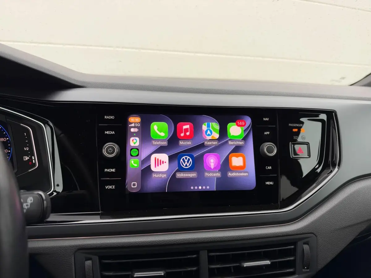 1.0 TSI 95pk DSG R-Line | Carplay | Virtual cockpit | Camera | Stoelverwarming