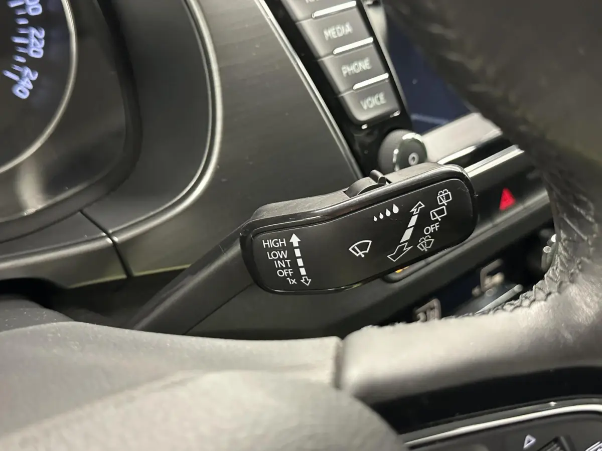 1.2 TSI Style TREKHAAK NAVI CRUISE LM 82000KM.