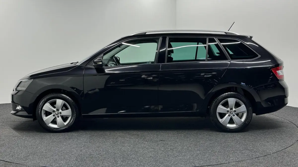 1.2 TSI Style TREKHAAK NAVI CRUISE LM 82000KM.