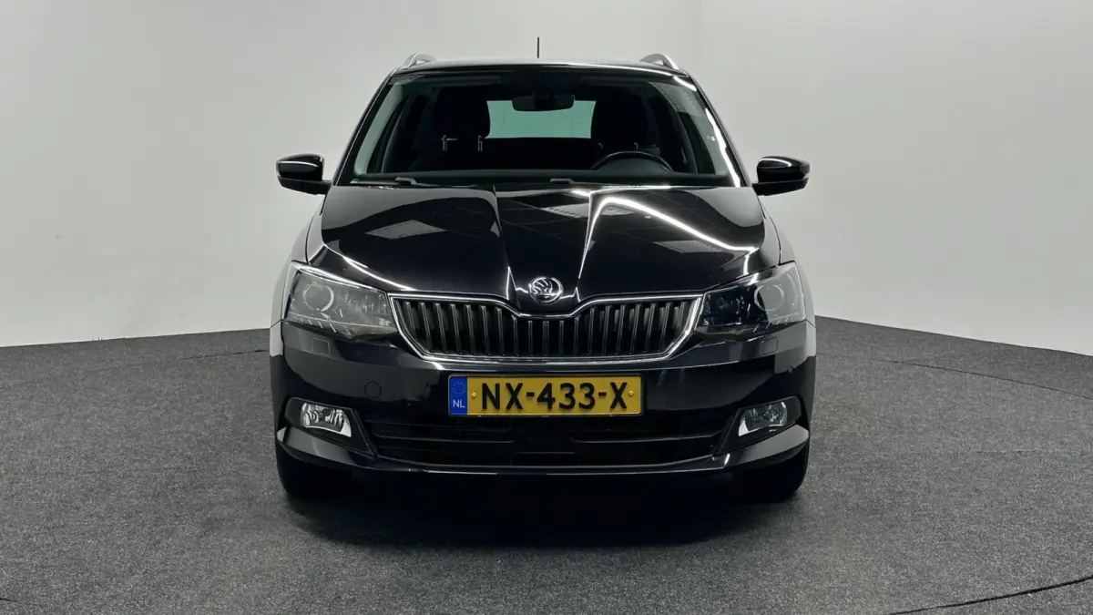 1.2 TSI Style TREKHAAK NAVI CRUISE LM 82000KM.
