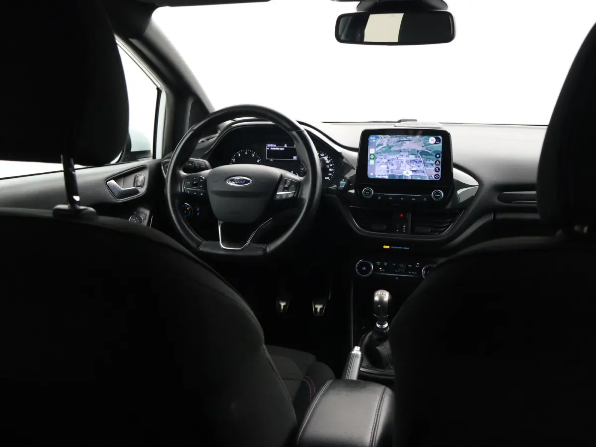 1.0 E.B. ST-LINE + CARPLAY | DAB | 17 INCH | NAVIGATIE | VOORRUITVERWARMING