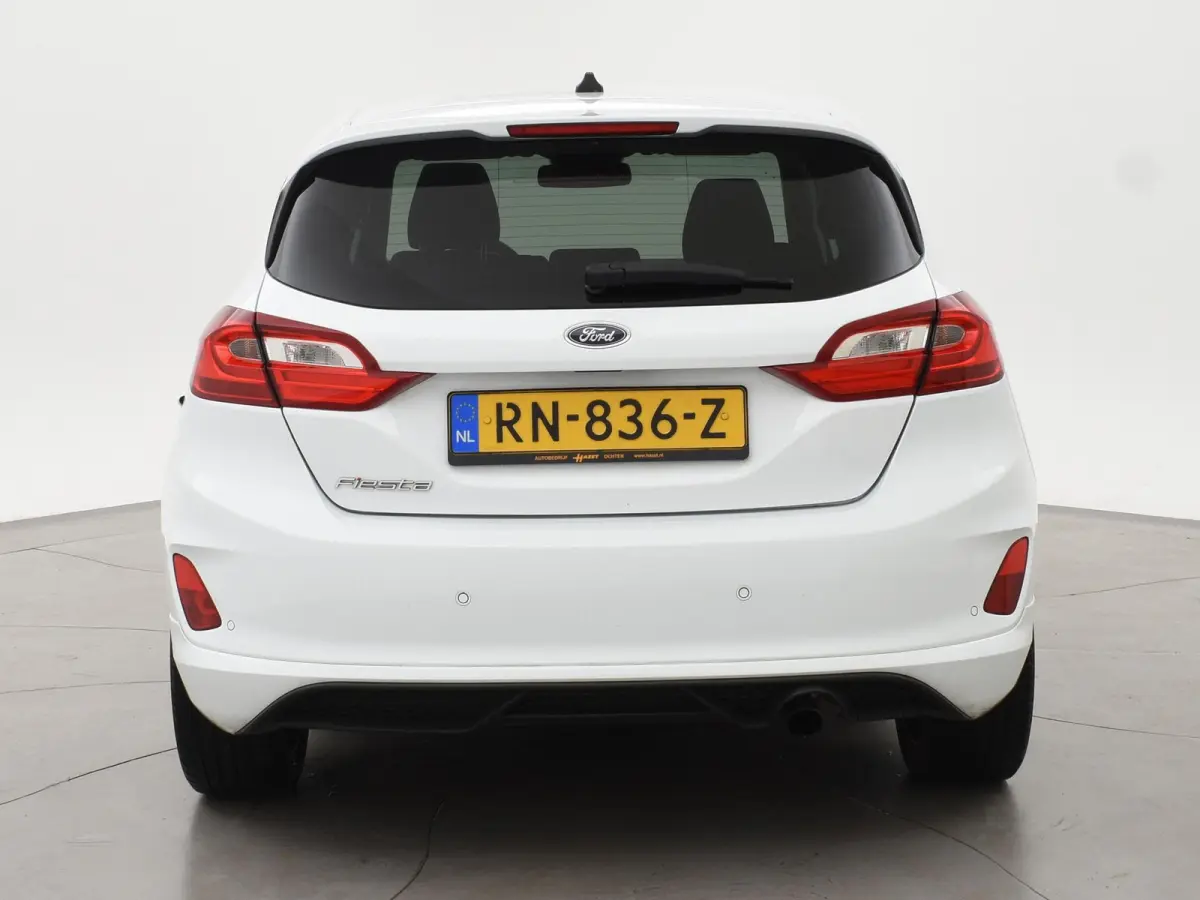 1.0 E.B. ST-LINE + CARPLAY | DAB | 17 INCH | NAVIGATIE | VOORRUITVERWARMING