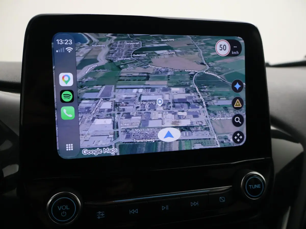 1.0 E.B. ST-LINE + CARPLAY | DAB | 17 INCH | NAVIGATIE | VOORRUITVERWARMING