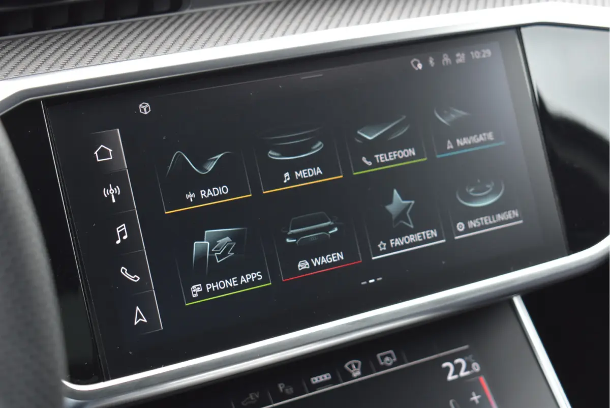 55 TFSI e Quattro S-Line Competition Pano Soft-Close Matrix HD Navi Sfeer ACC Keyless S6 Diffusor 21 Inch Velgen