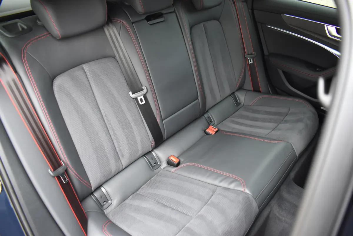 55 TFSI e Quattro S-Line Competition Pano Soft-Close Matrix HD Navi Sfeer ACC Keyless S6 Diffusor 21 Inch Velgen