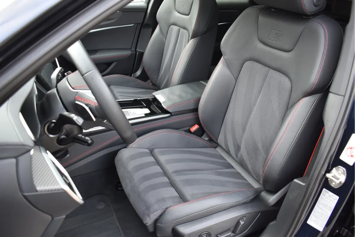 55 TFSI e Quattro S-Line Competition Pano Soft-Close Matrix HD Navi Sfeer ACC Keyless S6 Diffusor 21 Inch Velgen